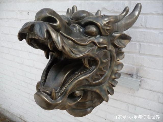 圓明園龍首現(xiàn)身法國(guó)，2400萬(wàn)被華人買下，真假難辨。